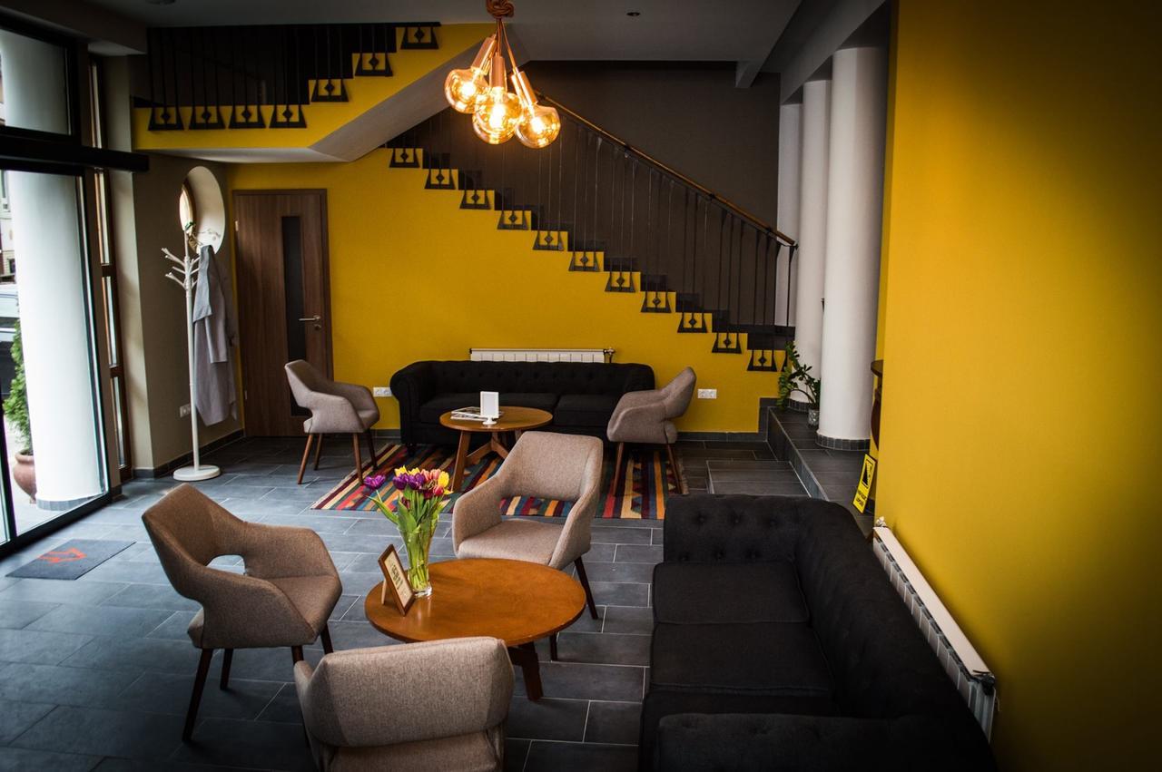 Hotel Mátrix Szeged Buitenkant foto