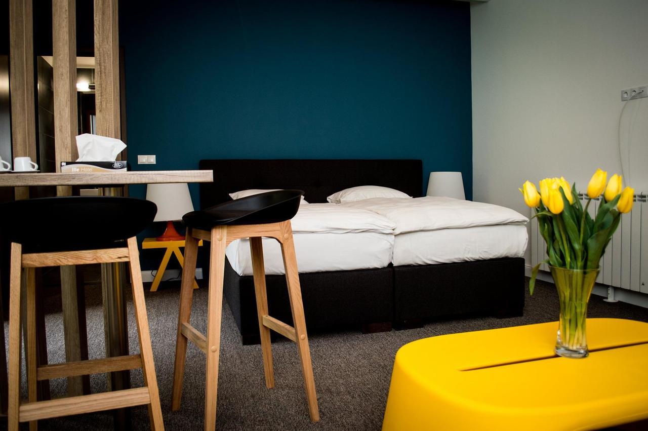 Hotel Mátrix Szeged Buitenkant foto
