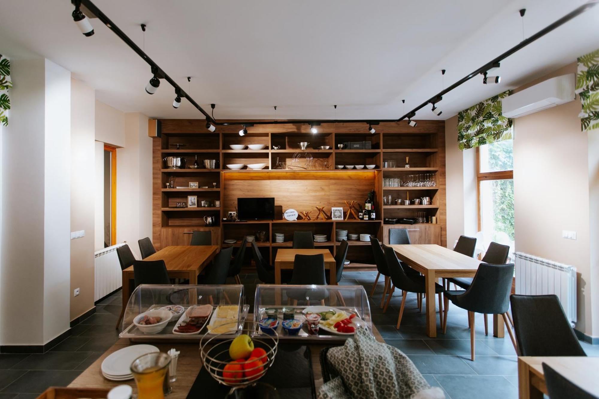 Hotel Mátrix Szeged Buitenkant foto